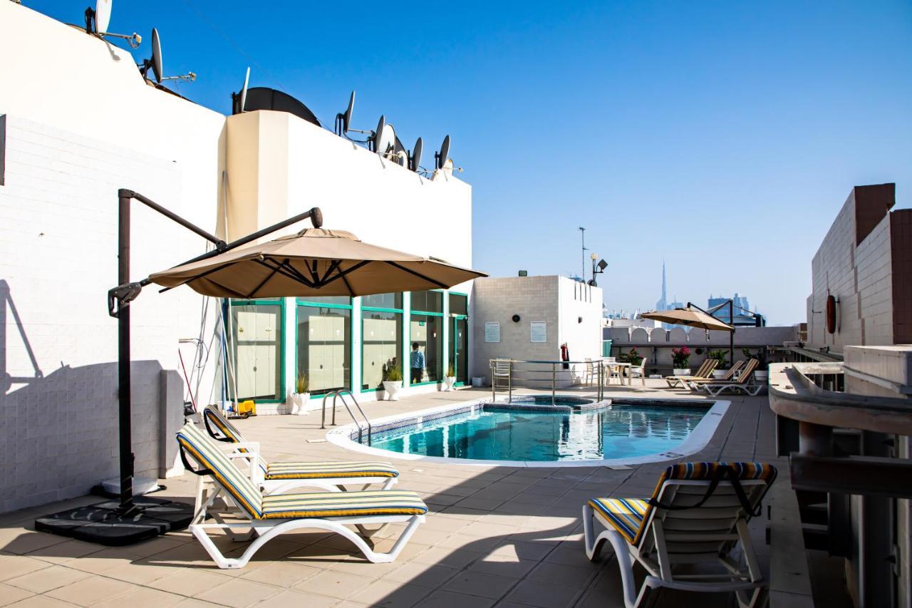 Wescott Pearl Hotel Apartments Dubai Exteriör bild