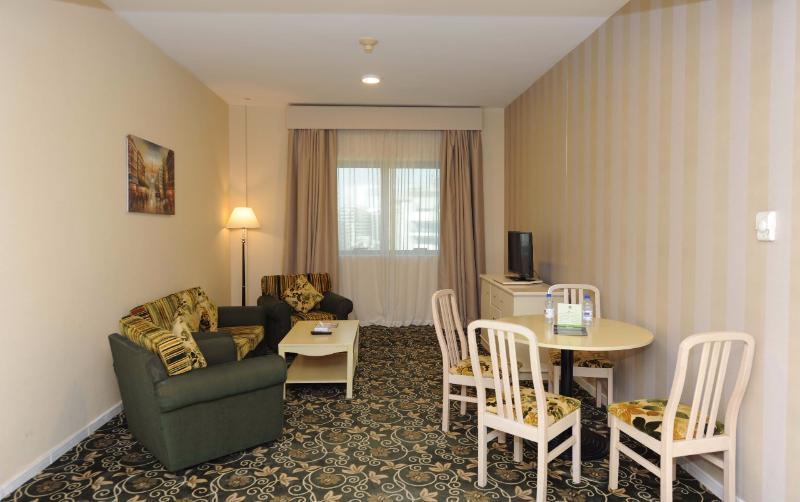 Wescott Pearl Hotel Apartments Dubai Exteriör bild